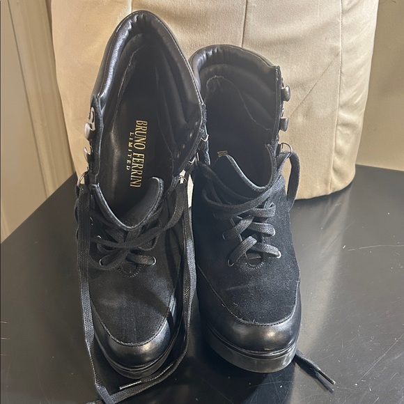 Bruno Ferrini Black Lace Up Women's Combat Leather & Suede Boots/GUC/No Box - Picture 3 of 11